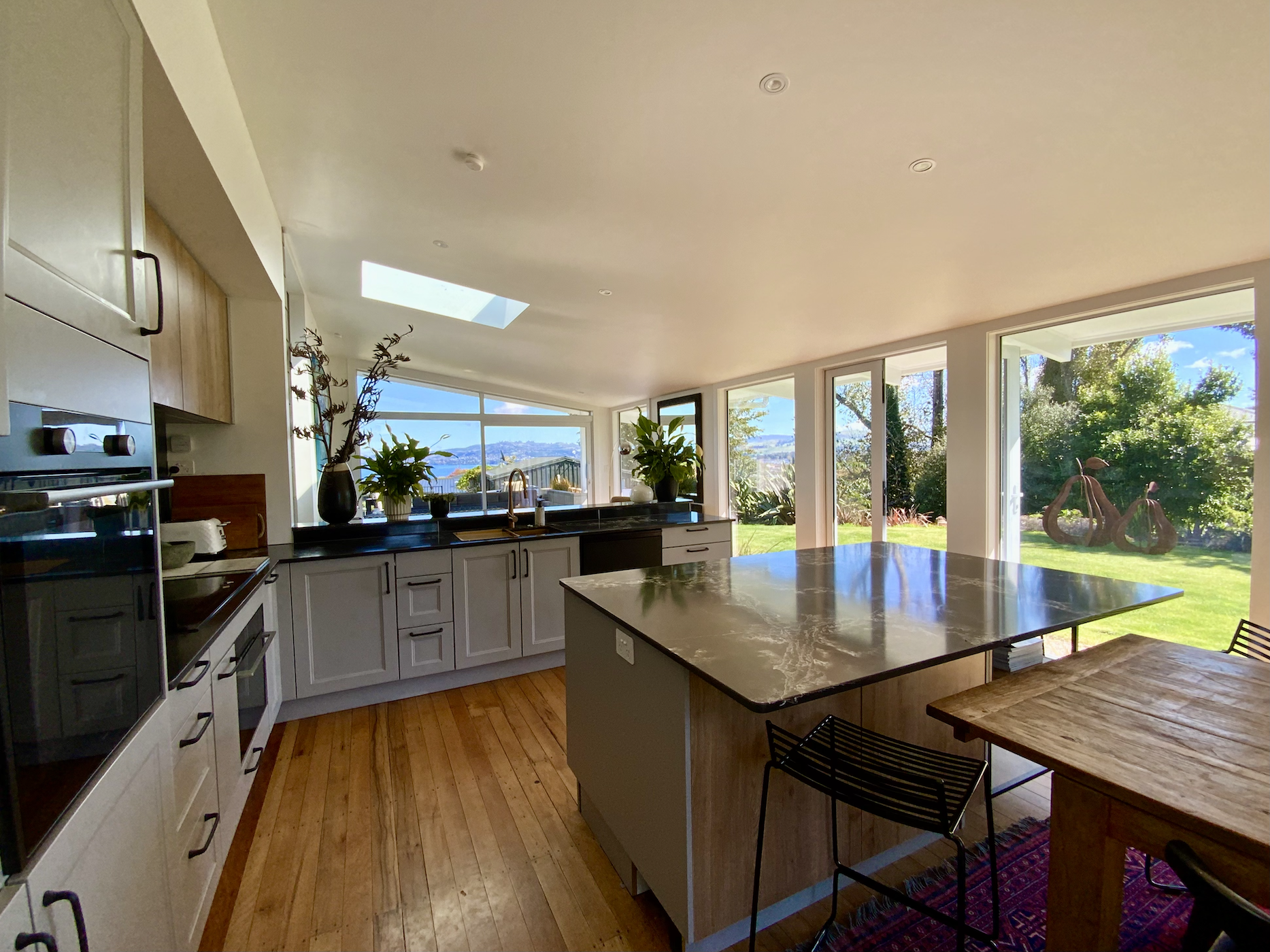 46 Kitchen 1